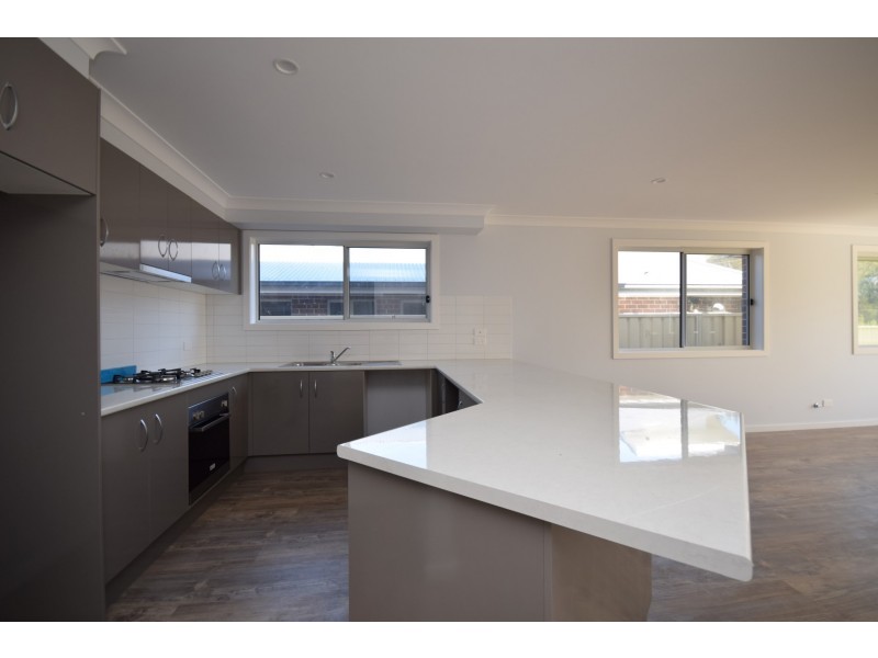 3/16 East Crescent, Culburra Beach NSW 2540