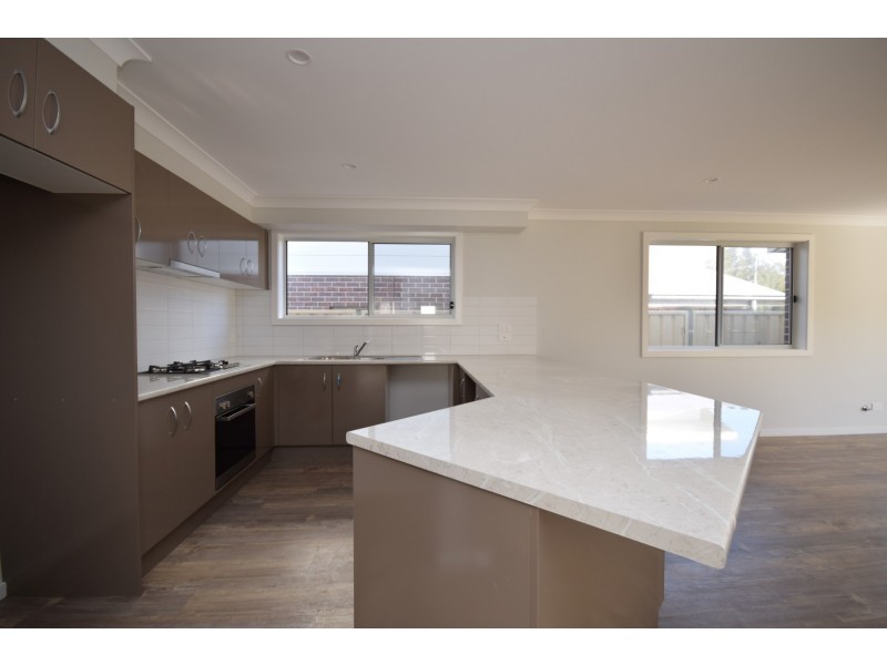 4/16 East Crescent, Culburra Beach NSW 2540