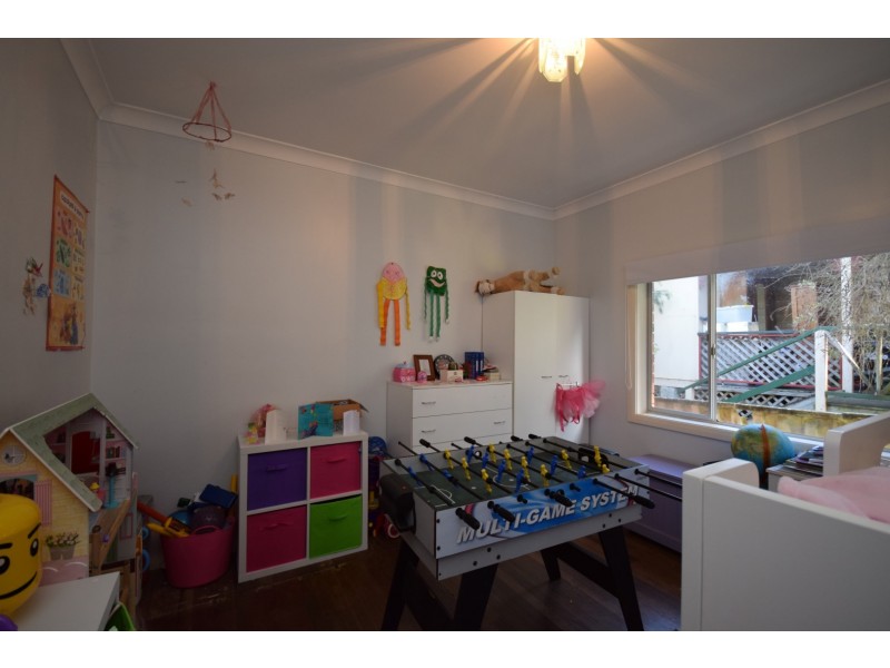 22 Cambewarra Road, Bomaderry NSW 2541