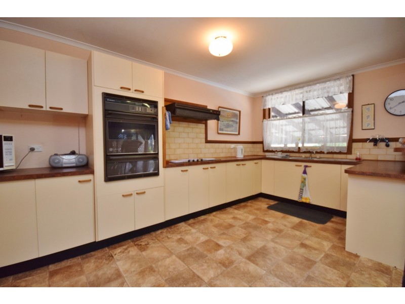 3 Elkhorn Place, North Nowra NSW 2541