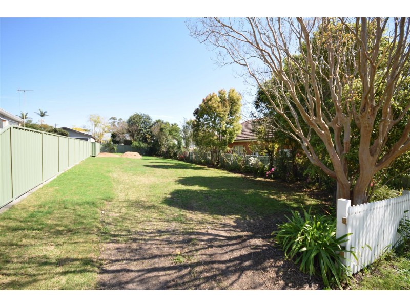 21 Spring Street, Nowra NSW 2541