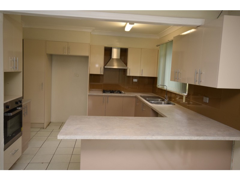 166 Wallace Street, Nowra NSW 2541