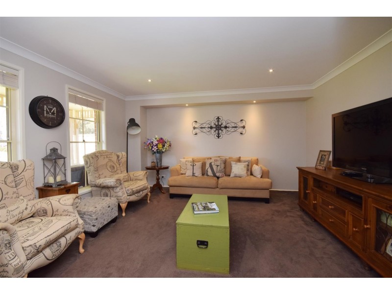 56 Worrigee Road, Worrigee NSW 2540