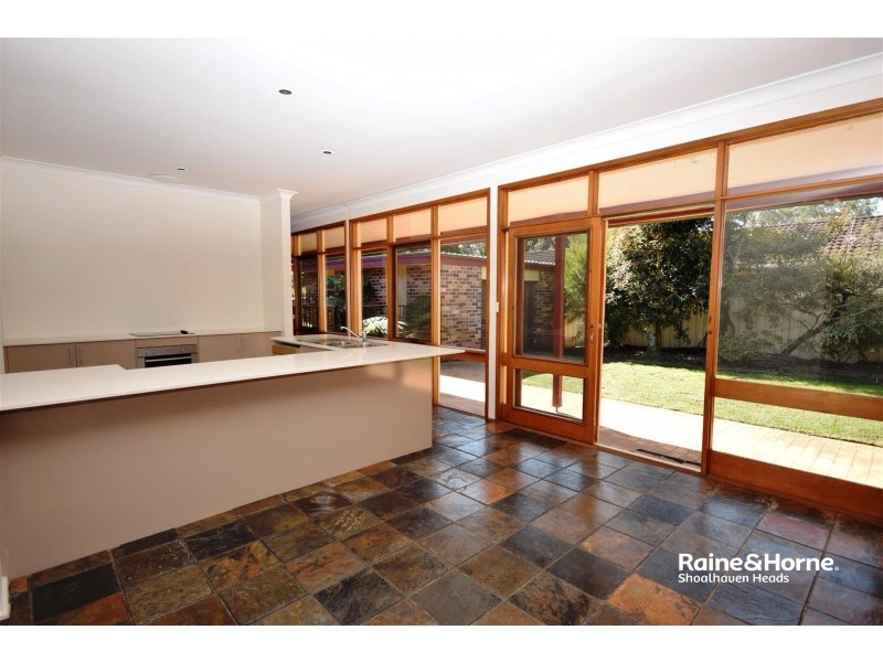 12 Gerroa Road, Shoalhaven Heads NSW 2535