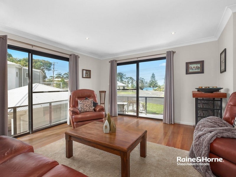 61 Hay Avenue, Shoalhaven Heads NSW 2535