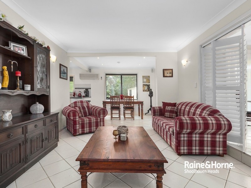 61 Hay Avenue, Shoalhaven Heads NSW 2535