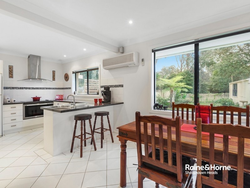 61 Hay Avenue, Shoalhaven Heads NSW 2535