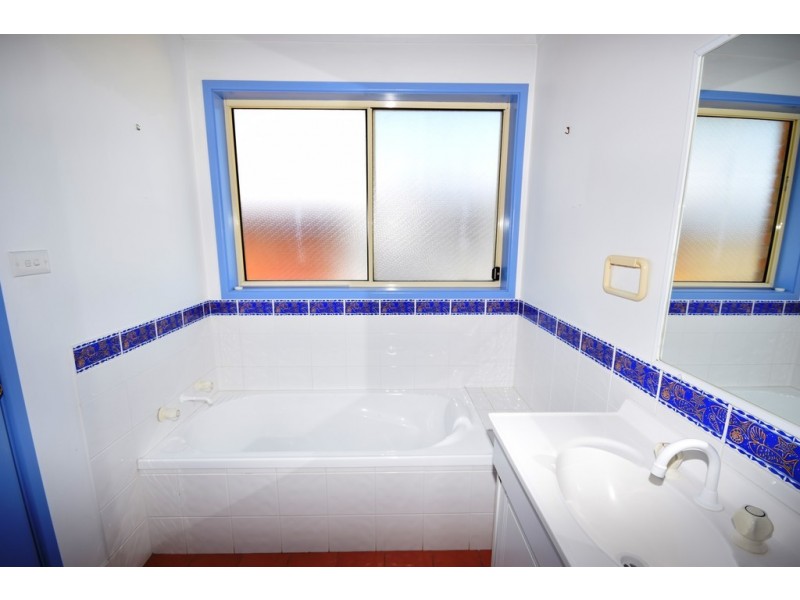 5 Ingestre Avenue, Shoalhaven Heads NSW 2535