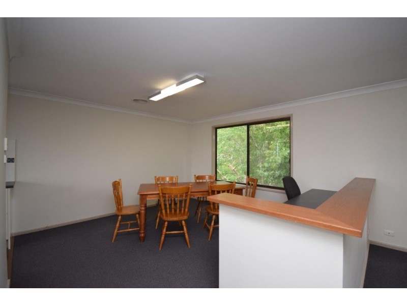 20 Albatross Road, Nowra NSW 2541