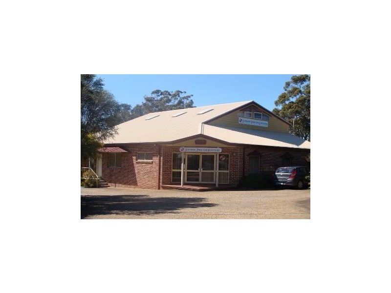 Office / 390 Princes Highway, Bomaderry NSW 2541