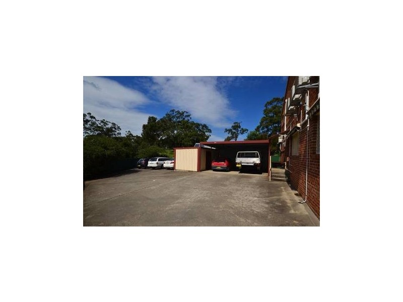 Office / 390 Princes Highway, Bomaderry NSW 2541