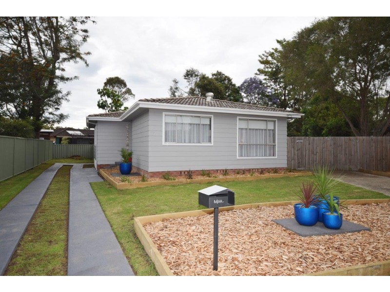 7 Camellia Grove, Bomaderry NSW 2541