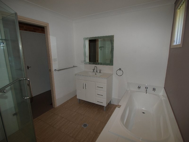 4 Gerroa Road, Shoalhaven Heads NSW 2535