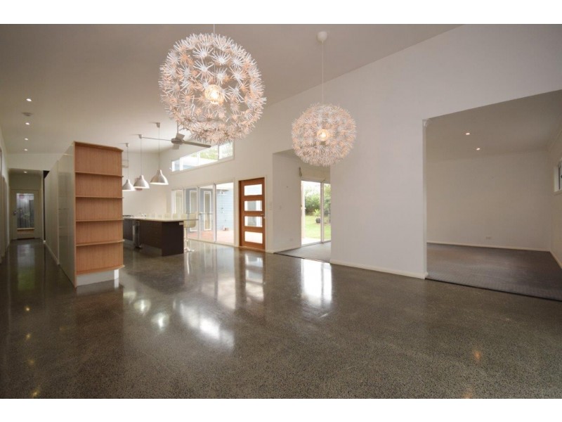 66a Illaroo Road, North Nowra NSW 2541