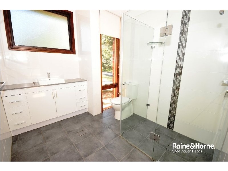 12 Gerroa Road, Shoalhaven Heads NSW 2535