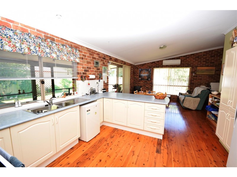 50 Jerry Bailey Road, Shoalhaven Heads NSW 2535