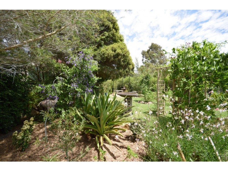 42 Worrigee Road, Worrigee NSW 2540