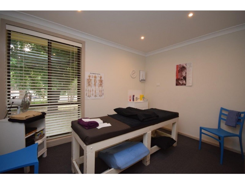 20 Albatross Road, Nowra NSW 2541