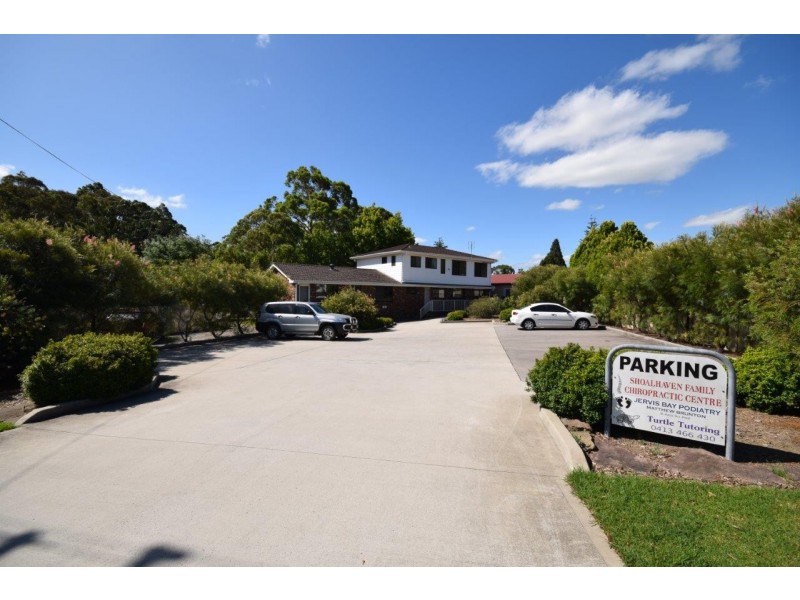 20 Albatross Road, Nowra NSW 2541