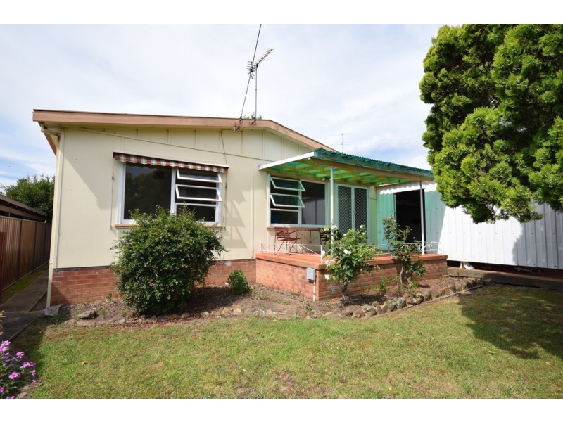 142 Plunkett Street, Nowra NSW 2541