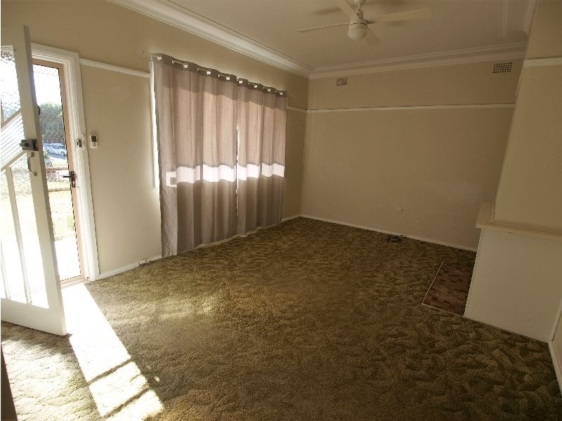 62 Meroo Road, Bomaderry NSW 2541