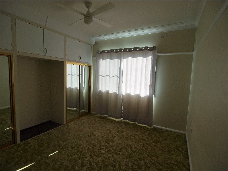 62 Meroo Road, Bomaderry NSW 2541