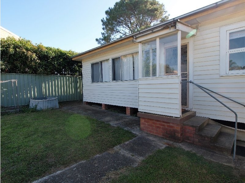 62 Meroo Road, Bomaderry NSW 2541