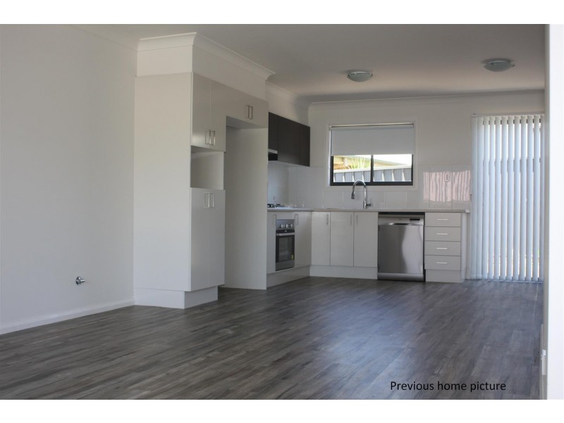 2/25 Royal Street, Worrigee NSW 2540