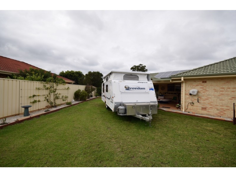3 Kardella Avenue, Nowra NSW 2541