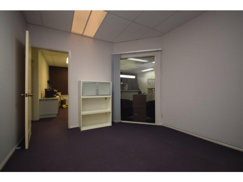 81 North St, Nowra NSW 2541