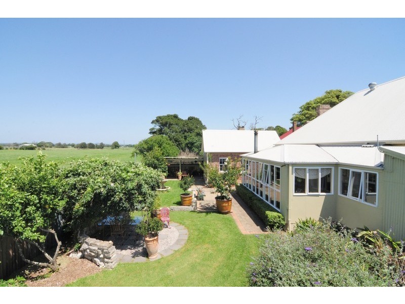 890 Greenwell Point Road, Pyree NSW 2540