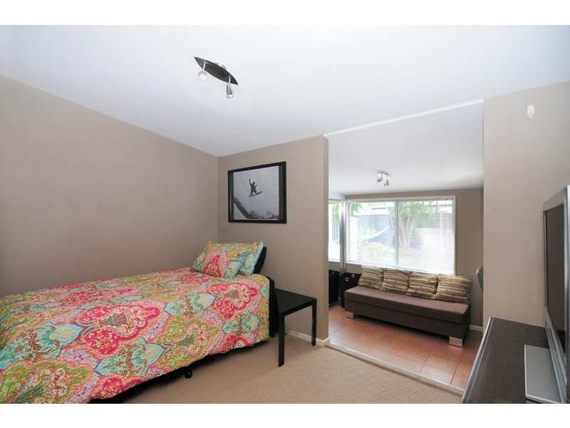 21 Page Avenue, North Nowra NSW 2541