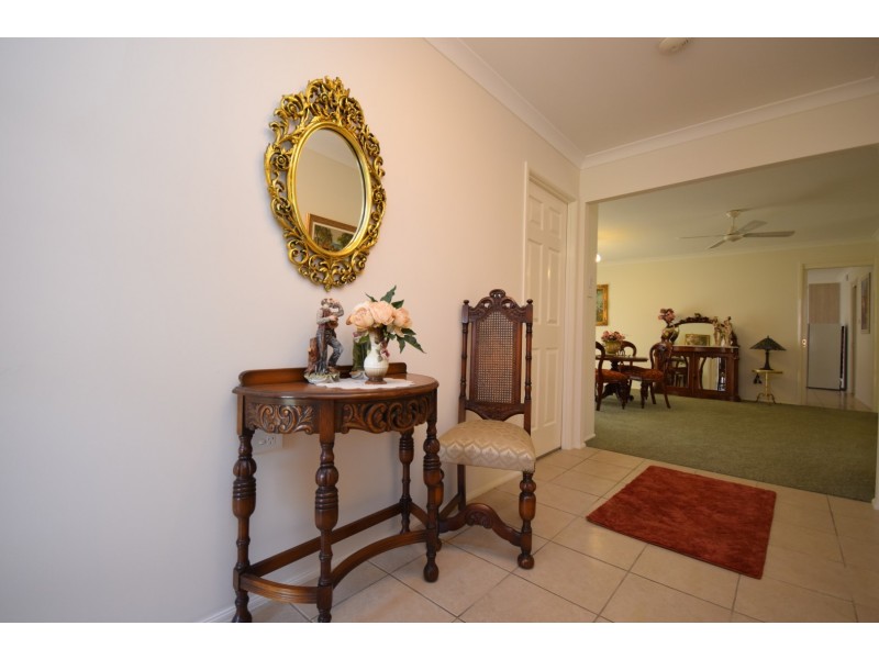 17 Kardella Avenue, Nowra NSW 2541