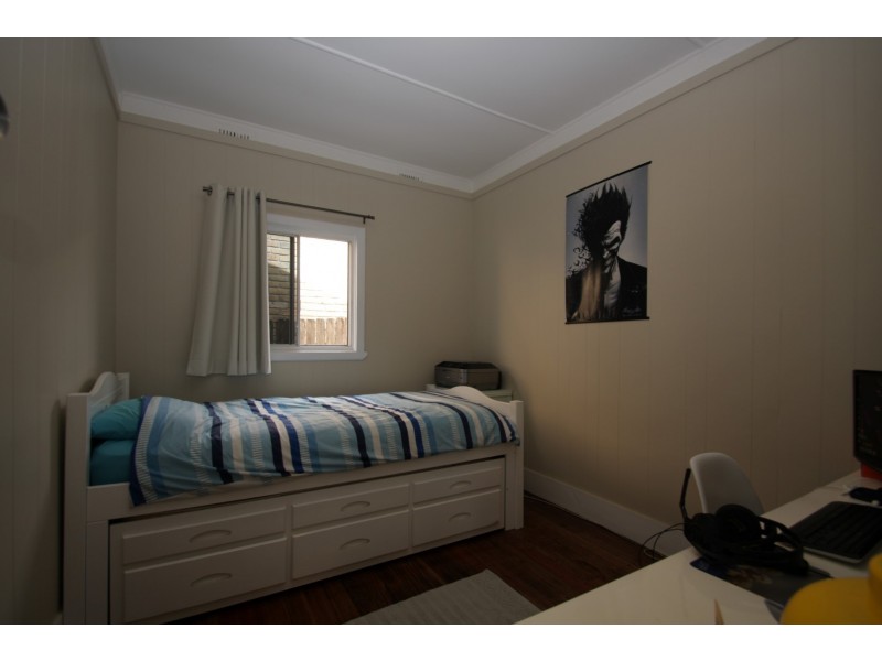 25 South Street, Greenwell Point NSW 2540