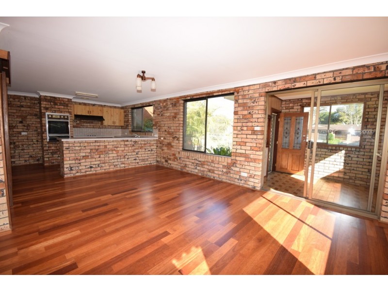 79 Scott Street, Shoalhaven Heads NSW 2535