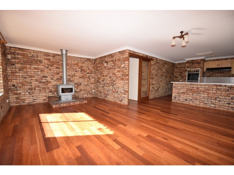 79 Scott Street, Shoalhaven Heads NSW 2535