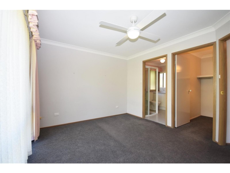 22 Illawarra Circuit, Worrigee NSW 2540