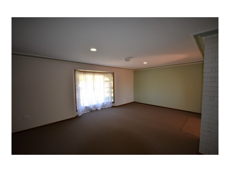 25 Greenwell Point Road, Nowra NSW 2541