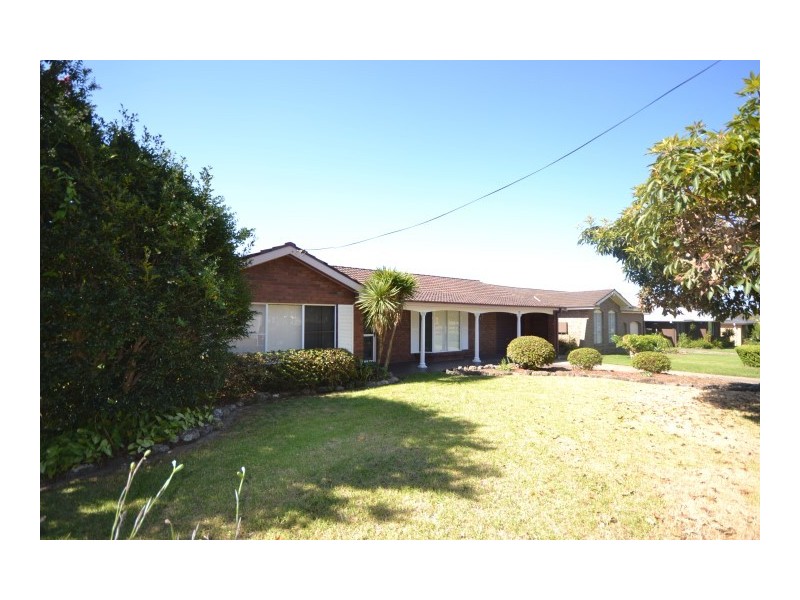 25 Greenwell Point Road, Nowra NSW 2541
