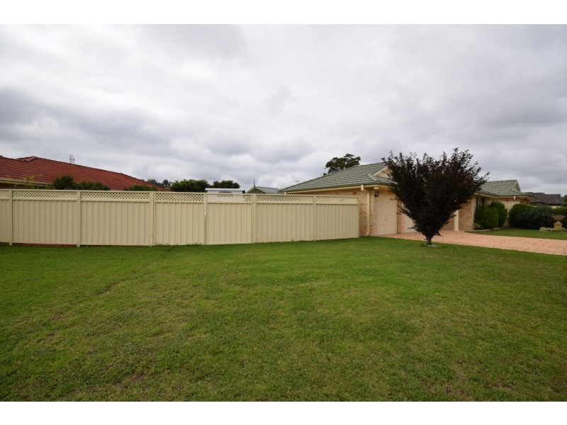 3 Kardella Avenue, Nowra NSW 2541