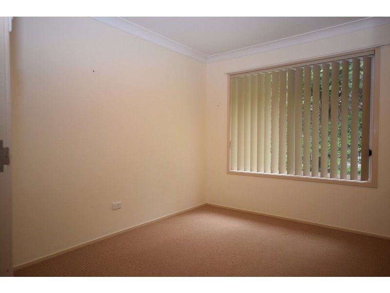 1/28 Numrock Close, Bomaderry NSW 2541