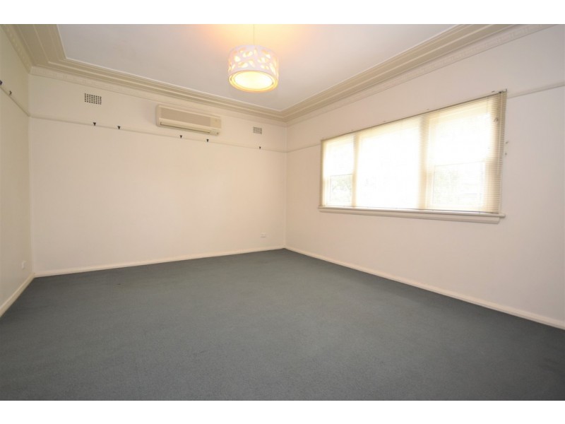 164 Old Southern Road, Worrigee NSW 2540