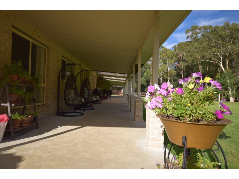 50A Watt Road, Falls Creek NSW 2540