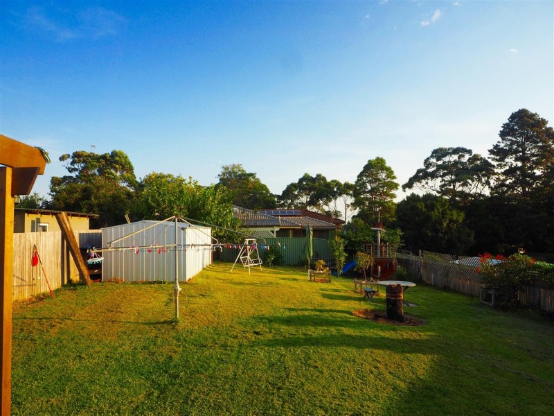 16 Renown Avenue, Shoalhaven Heads NSW 2535