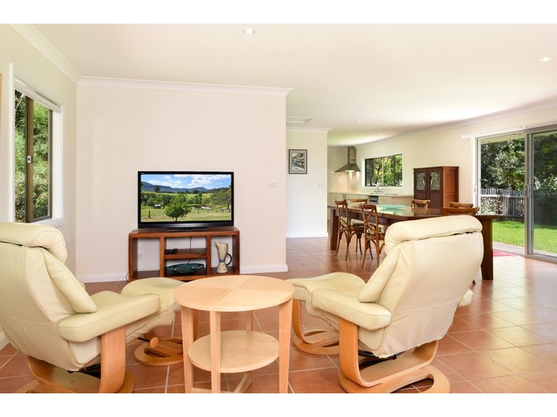 20 Ironbark Road, Tapitallee NSW 2540