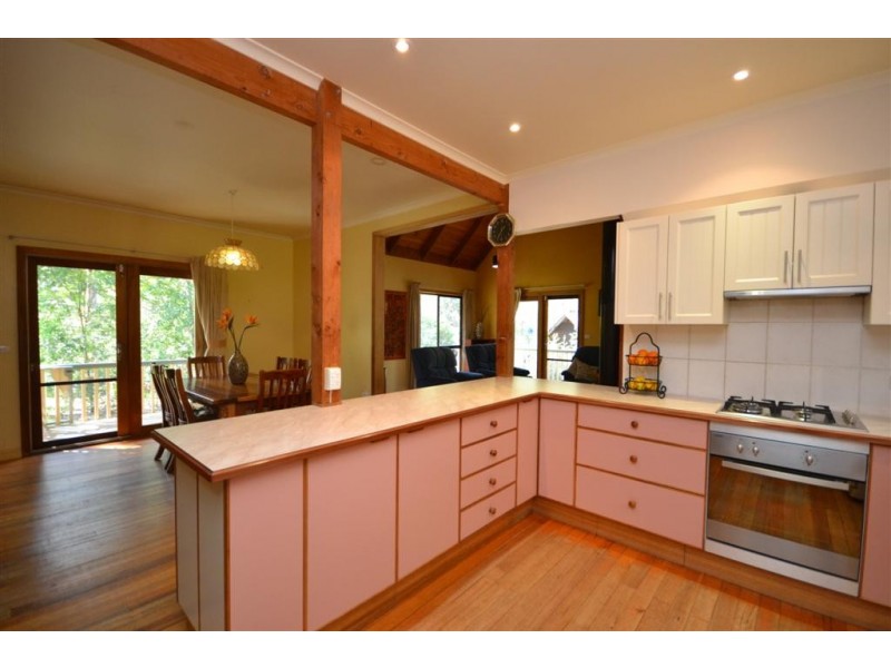 910 Illaroo Road, Tapitallee NSW 2540