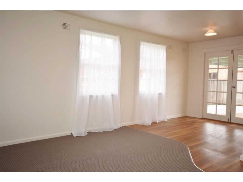 11 Supply Street, Nowra East NSW 2541