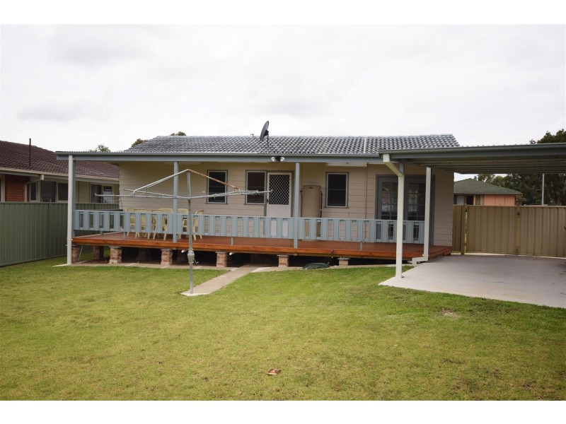 11 Supply Street, Nowra East NSW 2541
