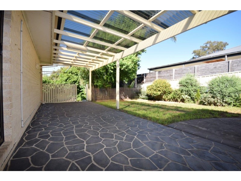 19 Lydon Crescent, West Nowra NSW 2541