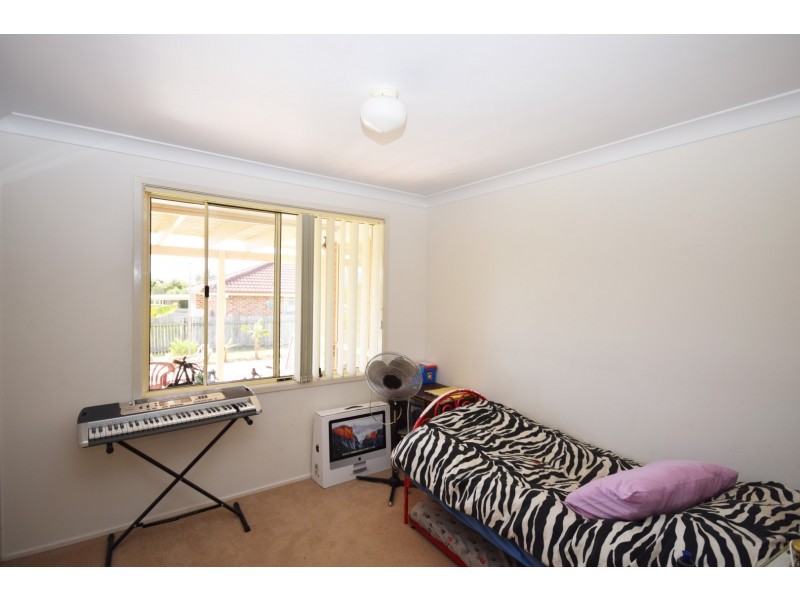 15 Illawarra Circuit, Worrigee NSW 2540